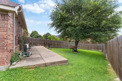 817 Trailwood Drive, DeSoto, TX 75115 - Photo 30