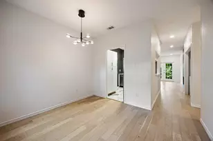 9801 Royal Ln, Dallas, TX 75231 - Photo 20