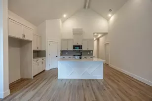 2904 Hiawatha Trail, Lake Worth, TX 76135 - Photo 6