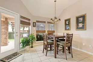 2304 Castlegate Dr, Corinth, TX 76210 - Photo 10
