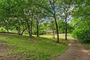 701 Arlington Dr, Woodway, TX 76712 - Photo 32