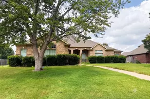 13733 Alterna Dr, Fort Worth, TX 76052 - Photo 2