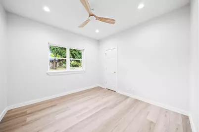 2001 Crockett Court, Irving, TX 75038 - Photo 36