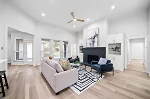 2001 Crockett Ct, Irving, TX 75038 - Photo 6