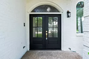 2001 Crockett Ct, Irving, TX 75038 - Photo 4