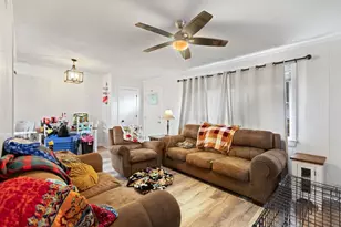 801 Oak St, Bonham, TX 75418 - Photo 14
