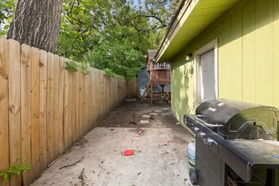 801 Oak Street, Bonham, TX 75418 - Photo 36