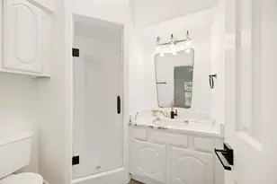 2835 Keller Springs Rd, Carrollton, TX 75006 - Photo 6
