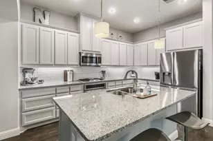 1207 Harris Hawk Way, Arlington, TX 76005 - Photo 4