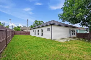 3425 Logan St, Greenville, TX 75401 - Photo 18