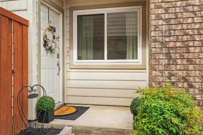 1209 Broken Arrow Trail, Carrollton, TX 75007 - Photo 2