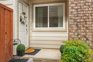1209 Broken Arrow Trail, Carrollton, TX 75007 - Photo 2