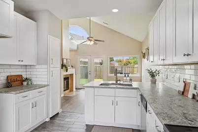 1209 Broken Arrow Trail, Carrollton, TX 75007 - Photo 12