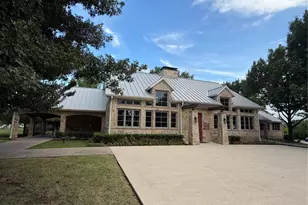 708 Creekside Dr, Little Elm, TX 75068 - Photo 6