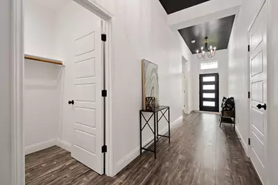 4325 Carmel Avenue, Fort Worth, TX 76119 - Photo 4