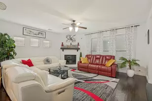 2311 Tawny Owl Rd, Grand Prairie, TX 75052 - Photo 12