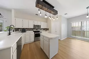 4216 Mulberry Dr, Carrollton, TX 75010 - Photo 4