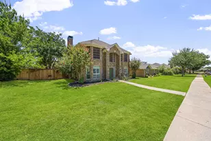 4216 Mulberry Dr, Carrollton, TX 75010 - Photo 2