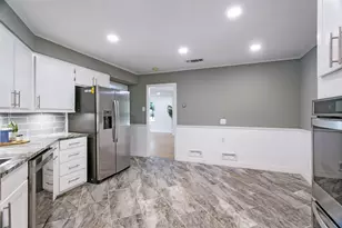 4601 Holiday Ln E, North Richland Hills, TX 76180 - Photo 12