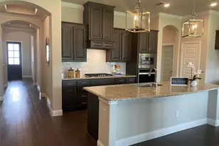 209 Johnson St, Granbury, TX 76048 - Photo 6