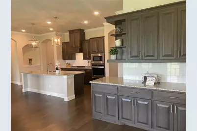 209 Johnson Street, Granbury, TX 76048 - Photo 12