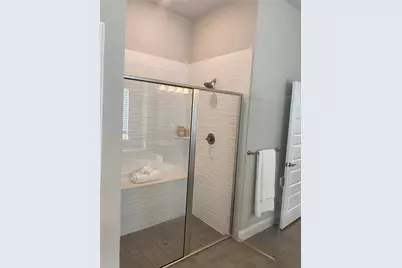 209 Johnson Street, Granbury, TX 76048 - Photo 22