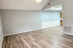 1124 Kathy Ln, Lewisville, TX 75067 - Photo 12