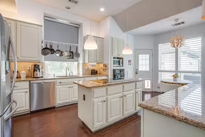 2800 Rosecliff Terrace, Grapevine, TX 76051 - Photo 14