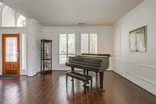 2800 Rosecliff Terrace, Grapevine, TX 76051 - Photo 8