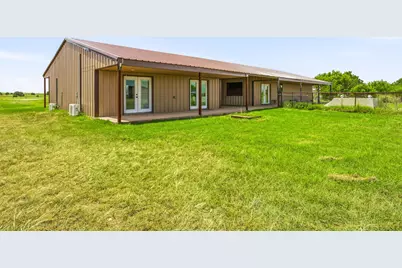341 Wesley Chapel Road, Jacksboro, TX 76458 - Photo 20