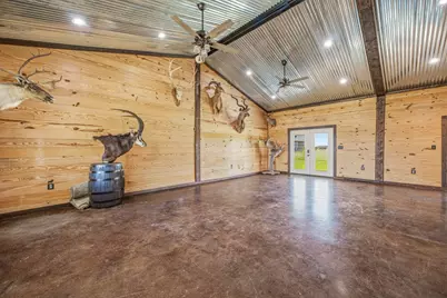 341 Wesley Chapel Road, Jacksboro, TX 76458 - Photo 16