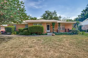 808 Branch Dr, Garland, TX 75041 - Photo 2