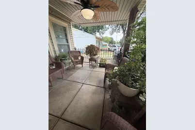 4113 Barksdale Court, Dallas, TX 75211 - Photo 6