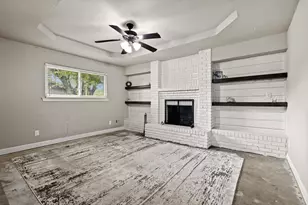 878 N Main Dr, Van Alstyne, TX 75495 - Photo 6