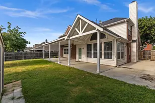 5709 Christy Ln, Haltom City, TX 76137 - Photo 20