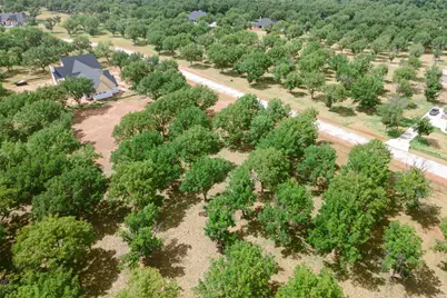 2161 E Landings N, Granbury, TX 76049 - Photo 6
