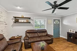 936 Springdale Rd, Bedford, TX 76021 - Photo 4