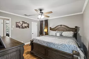 936 Springdale Rd, Bedford, TX 76021 - Photo 14