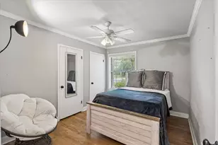936 Springdale Rd, Bedford, TX 76021 - Photo 16