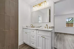 8711 Hackney Ln, Dallas, TX 75238 - Photo 22