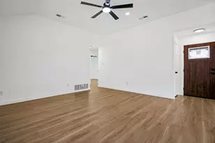 8010 Meadowlark Ln, Rowlett, TX 75088 - Photo 6