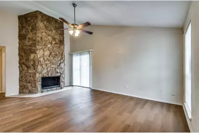 431 Justice Drive, Cedar Hill, TX 75104 - Photo 2