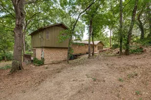 1408 N Cedar Hill Rd, Cedar Hill, TX 75104 - Photo 32