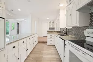 1408 N Cedar Hill Rd, Cedar Hill, TX 75104 - Photo 10