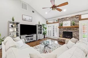 4605 Ainsley Dr, Plano, TX 75024 - Photo 4