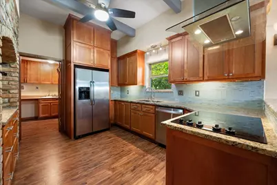 623 N Bowen Road, Arlington, TX 76012 - Photo 10