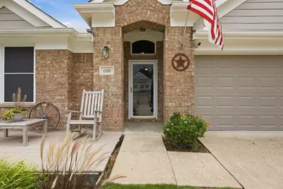 600 Crystal Falls Drive, McKinney, TX 75071 - Photo 2