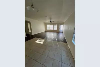5809 Thoroughbred Court, Fort Worth, TX 76179 - Photo 2