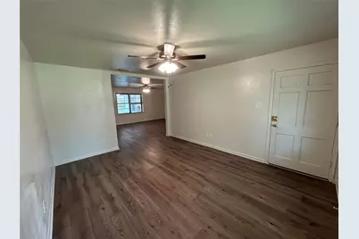 900 N 23 1/2 Street, Corsicana, TX 75110 - Photo 4