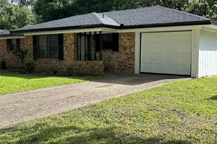 900 N 23 1/2 St, Corsicana, TX 75110 - Photo 1